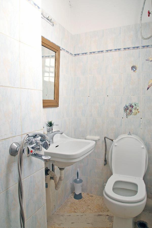 Renata Room By The Sea Near Airport Artemida  Exterior foto